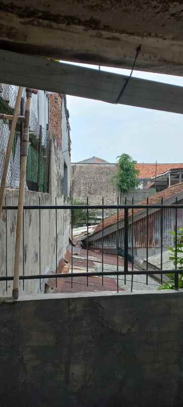 rumah menteng dalam