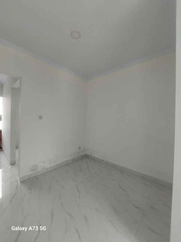 rumah mewah 1 9 m di jagakarsa 3 lantai 5 kt dekat tol