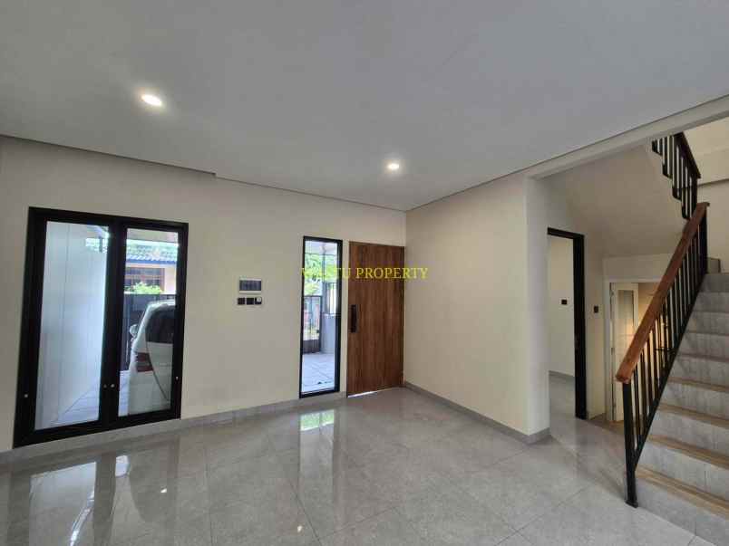 rumah mewah dalam komplek sidoarum dekat jalan godean