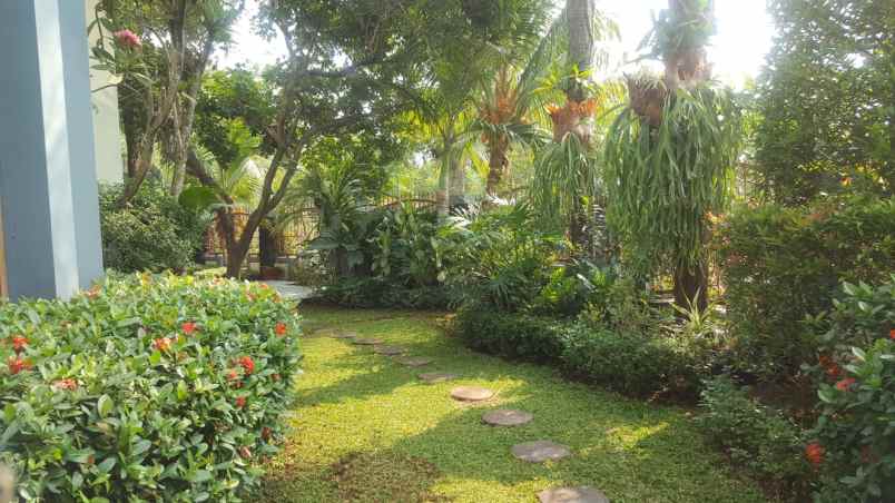 rumah mewah di citra gran cibubur