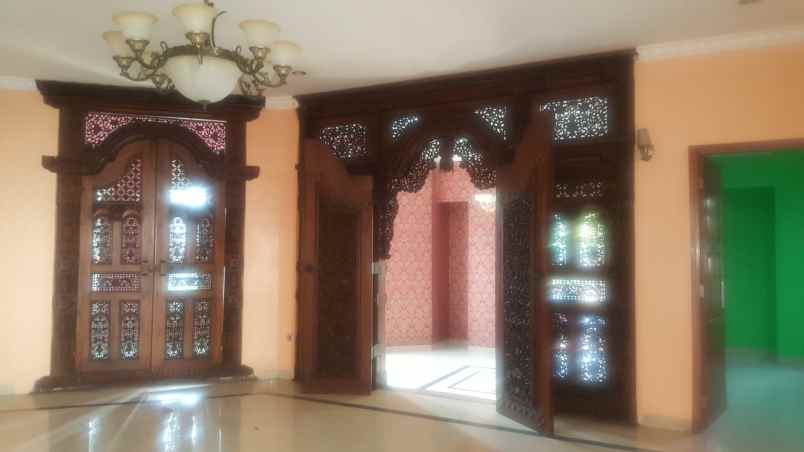 rumah mewah di citra gran cibubur