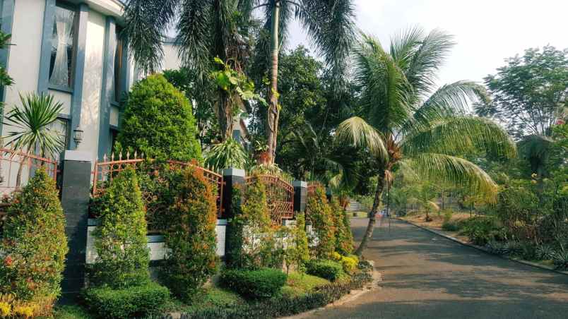 rumah mewah di citra gran cibubur