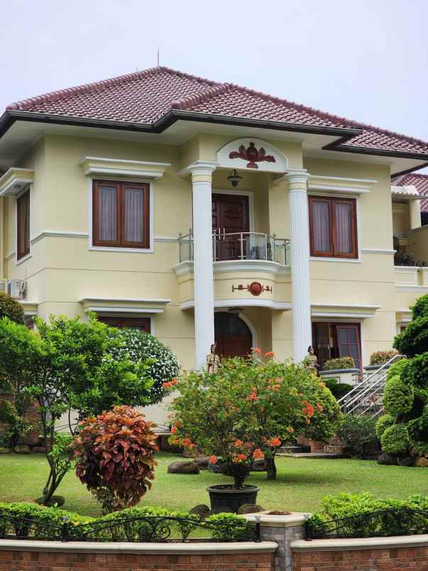 rumah mewah di dalam komplek bukit indah di cilancak