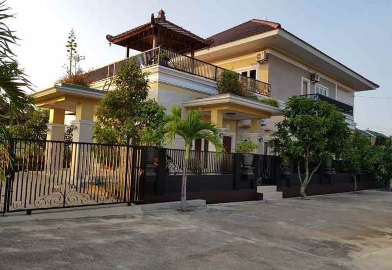 rumah mewah di tembalang semarang