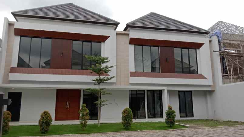 rumah mewah siap huni dekat kampus upn yogyakarta