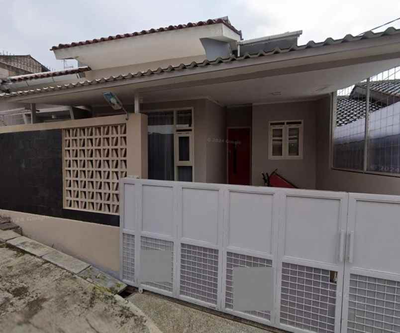 rumah minimalis area cipageran komplek pondok bahagia