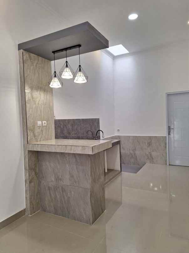 rumah minimalis harga nego di btr 2 bekasi timur