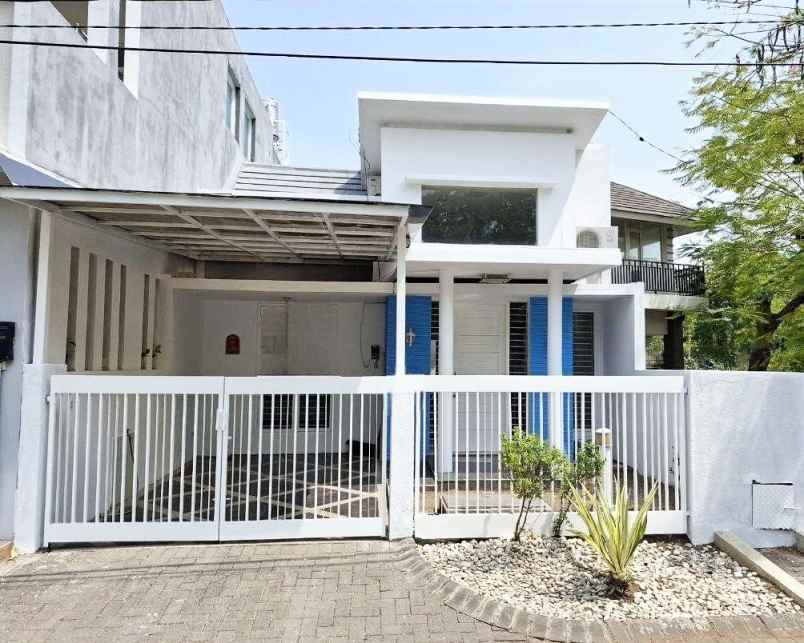 rumah minimalis pantai mentari