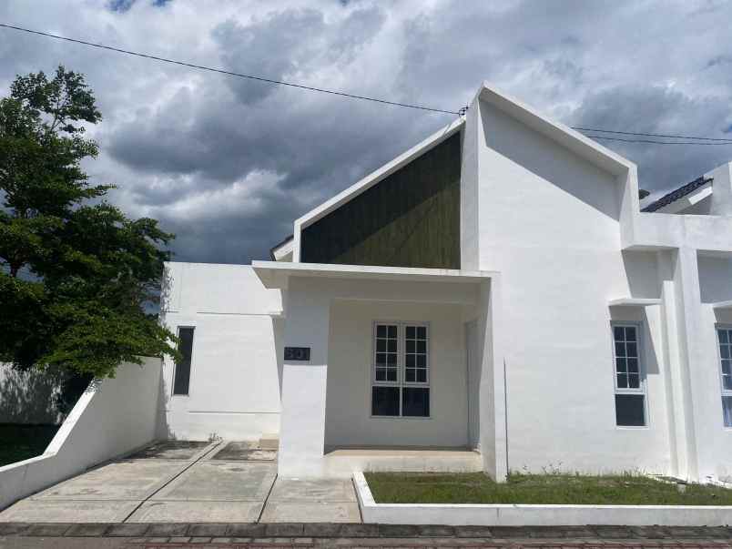 rumah minimalis scandinavian utara rsi klaten