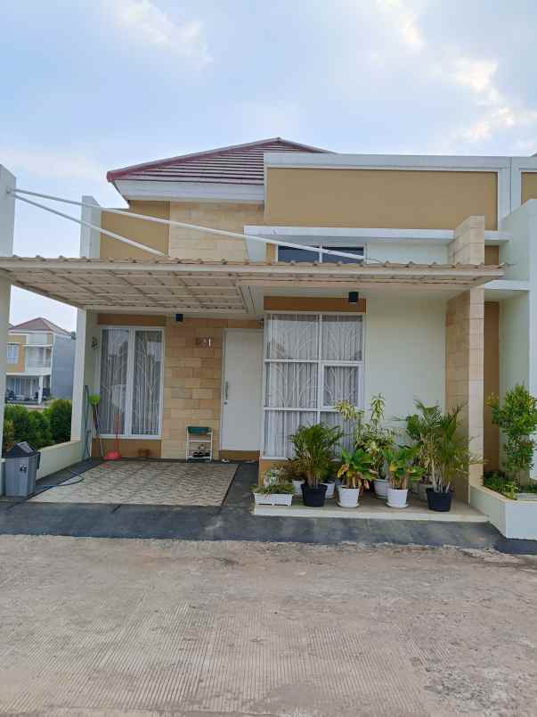 rumah minimalis sekitar bsd daerah bukit dago pamulang