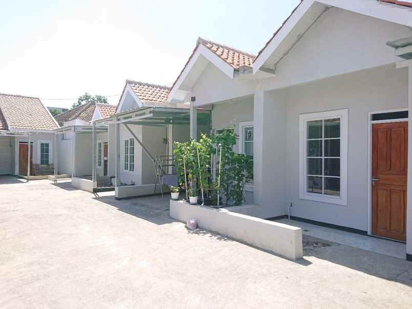 rumah minimalist dekat toll kopo