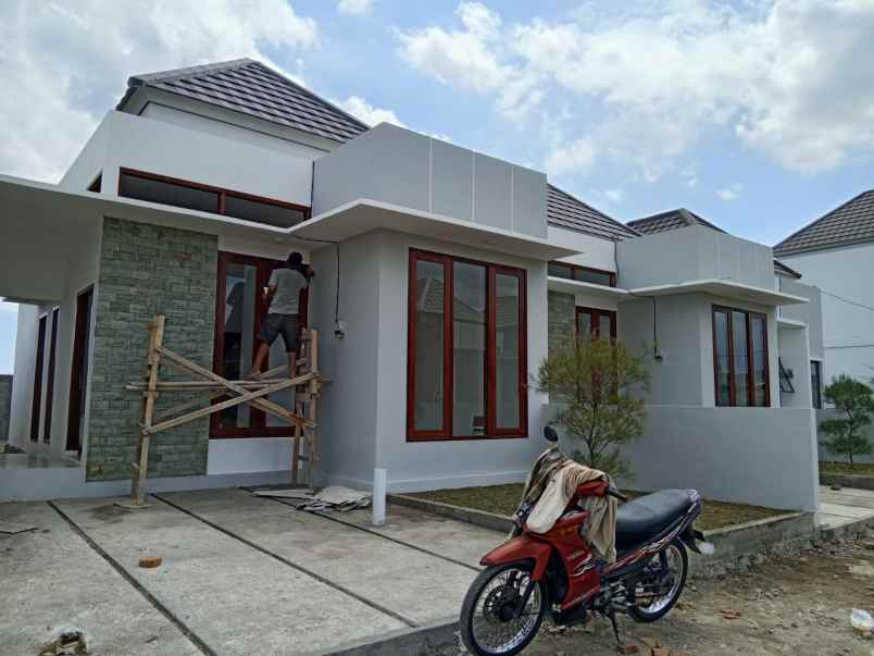 rumah murah 1 lantai 4 bulan siap ditempati