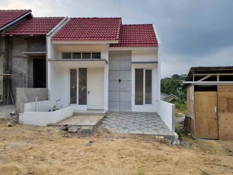 rumah murah banget di perumahan seyegan sleman