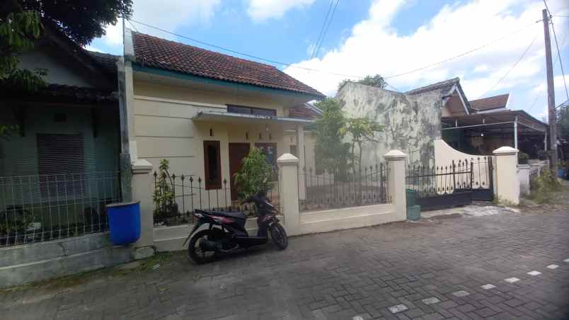 rumah murah second di purwomartani sleman