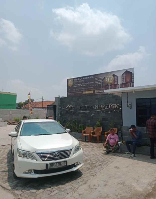 rumah nyaman di jakarta timur