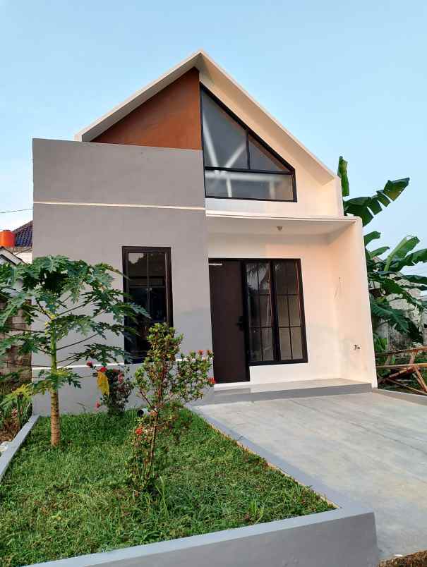 rumah pinggir jalan utama row jalan 6 meter