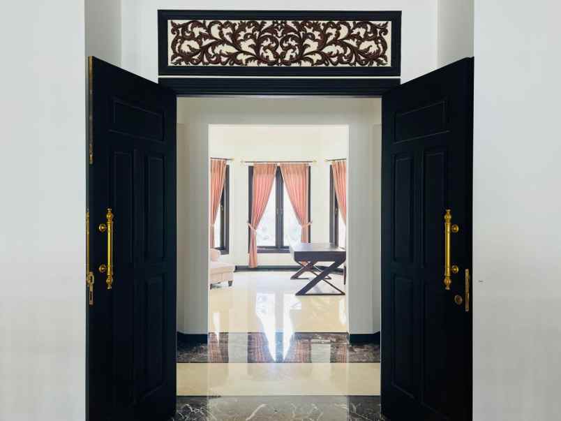 rumah pool villa bukit regency vbr