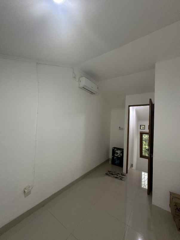 rumah ready benda baru pamulang bonus furnished