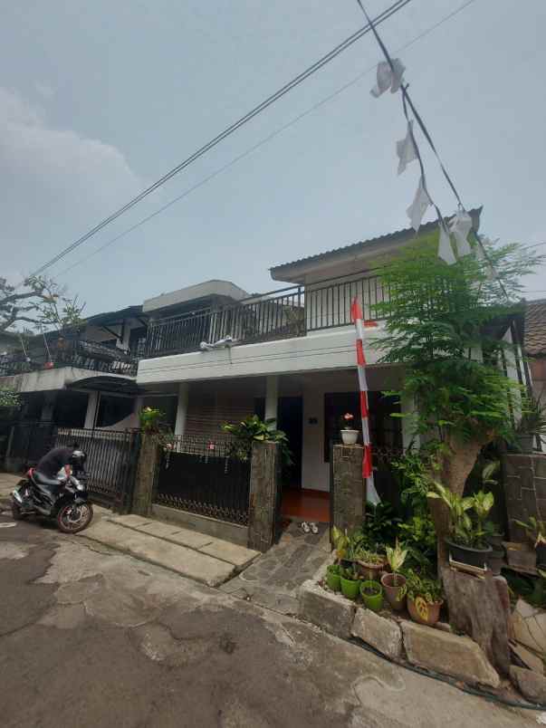 rumah second ciputat tangerang selatan dekat sudimara