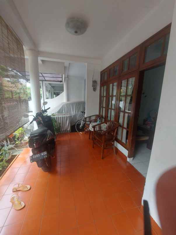 rumah second ciputat tangerang selatan dekat sudimara