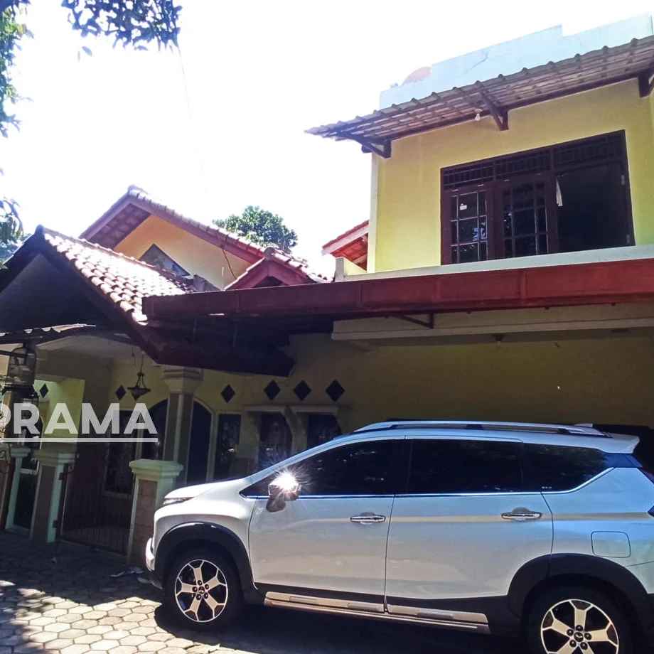 rumah second mewah di wilayah depok