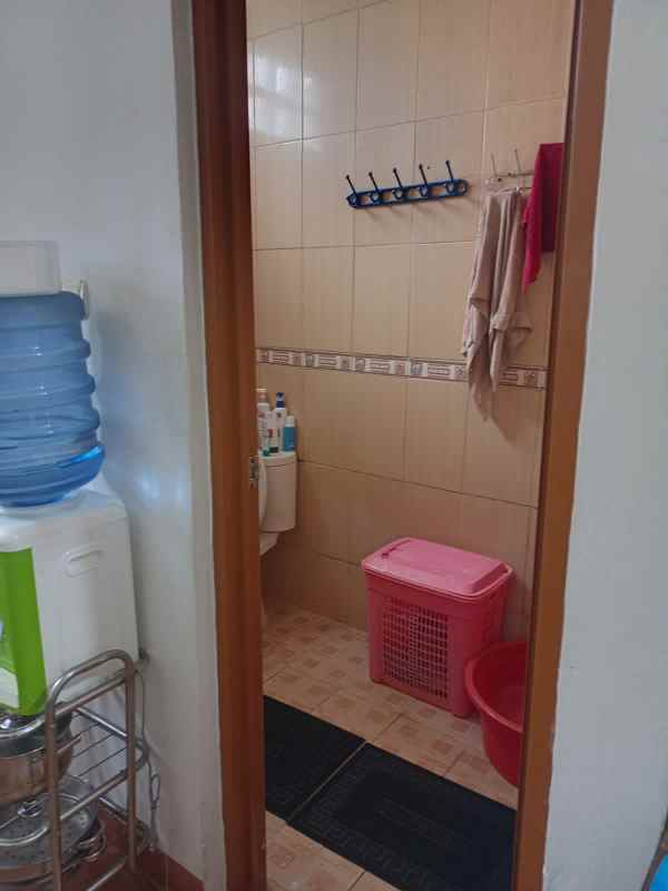 rumah second siap huni terawat di beji depok