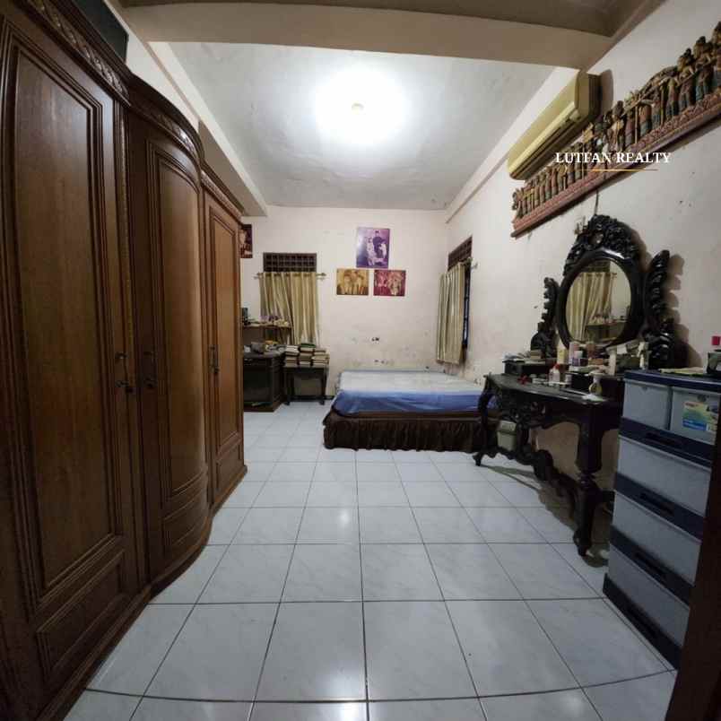 rumah secondary dalam komplek pondok gede