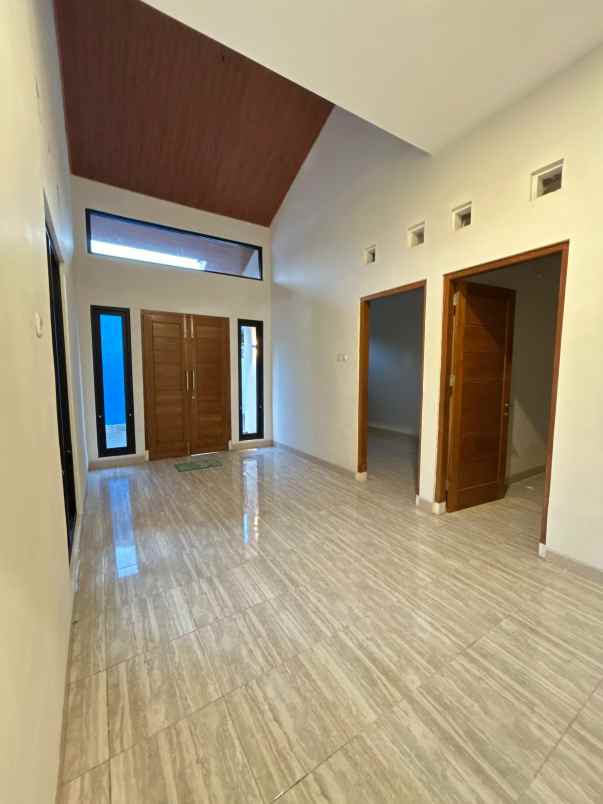 rumah siap huni 2 lantai dekat smk nasional di berbah