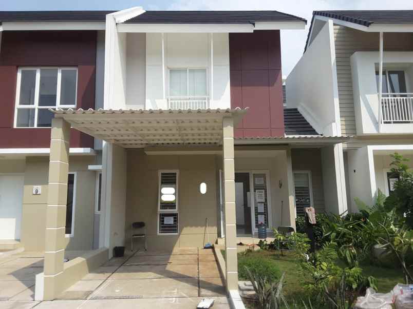 rumah siap huni 2 lantai di summarecon karawang