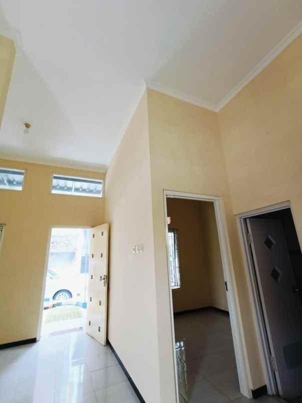 rumah siap huni 800 juta an lokasi saxophone