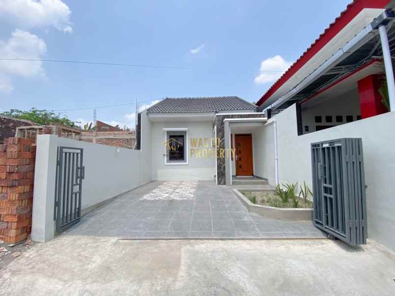 rumah siap huni dekat bandara adi sucipto di berbah