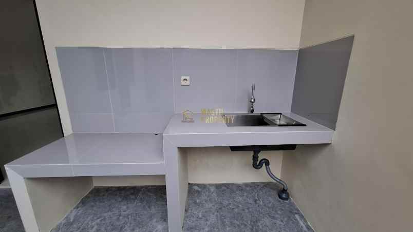 rumah siap huni desain minimalis di ngaglik sleman