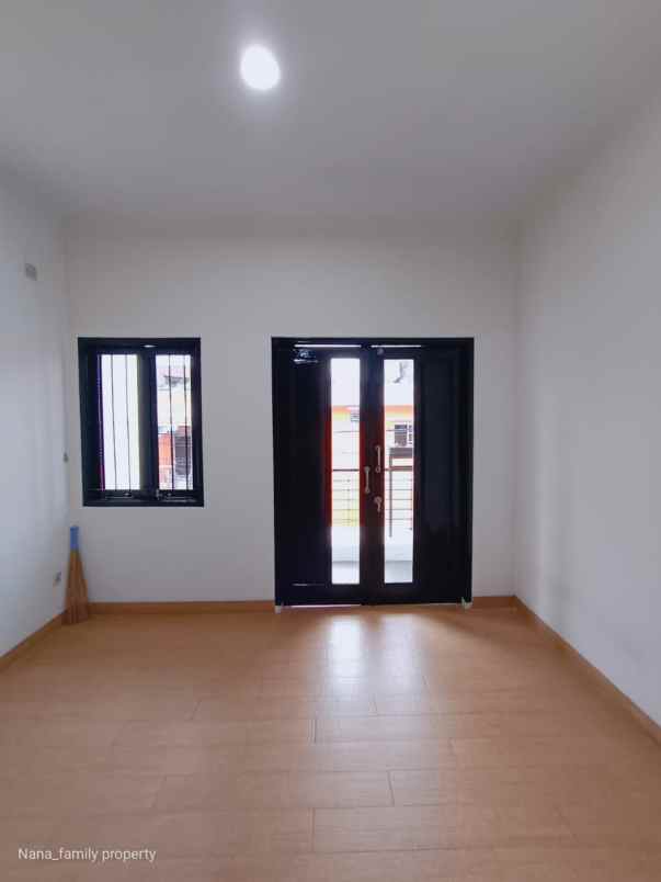 rumah siap huni di area rawa belong jakbar