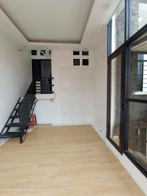 rumah siap huni di area rawa belong jakbar