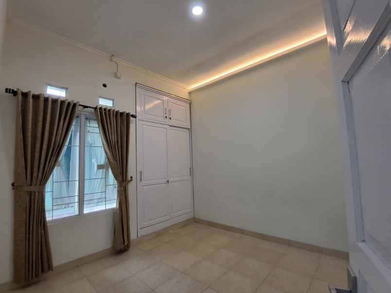 rumah siap huni di jaban jalan damai kaliurang km 8 5