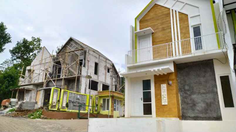 rumah siap huni kota malang townhouse 2 lantai