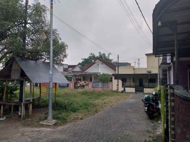 rumah siap huni lokasi strategis mepet kota malang