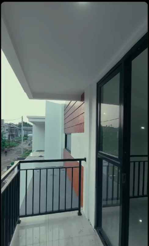 rumah siap huni mezzanine cluster cipayung depok