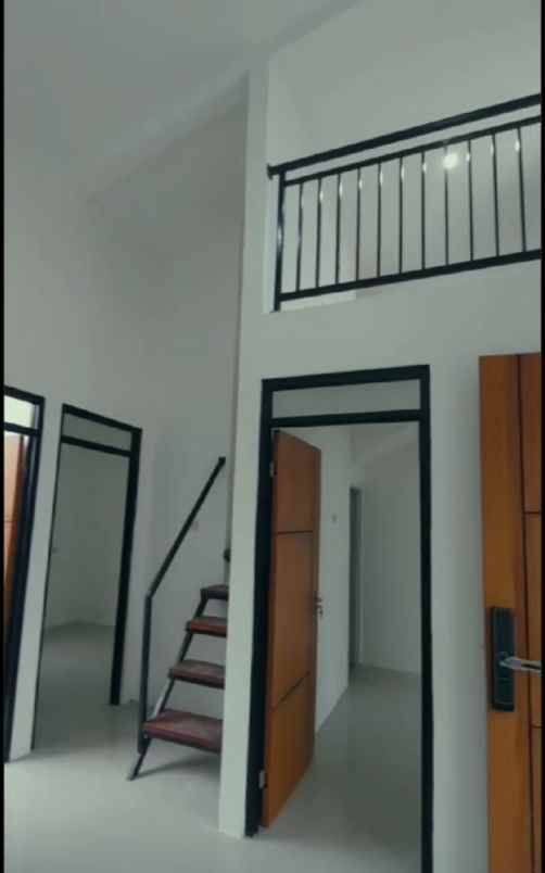 rumah siap huni mezzanine cluster cipayung depok