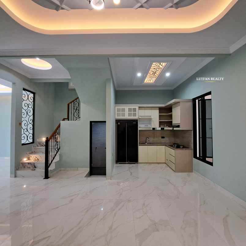 rumah skandinavian jagakarsa non cluster