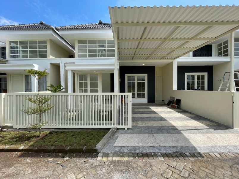 rumah sultan 1 lantai exclusive dibawah 1m di pandaan