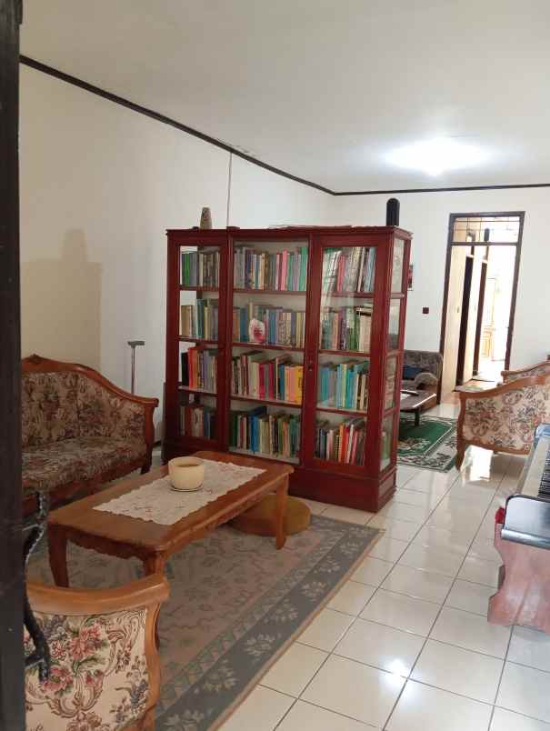 rumah tanah mainroad disariwangi 13 menit tol pasteur