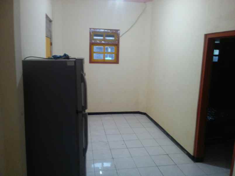 rumah tepi jalan dekat carefour