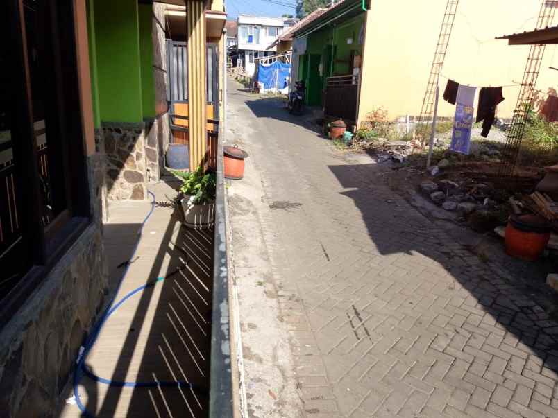 rumah tinggal bagus luas siap huni di temas kota batu