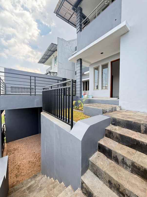 rumah ujungberung mewah murah nego sampai deal