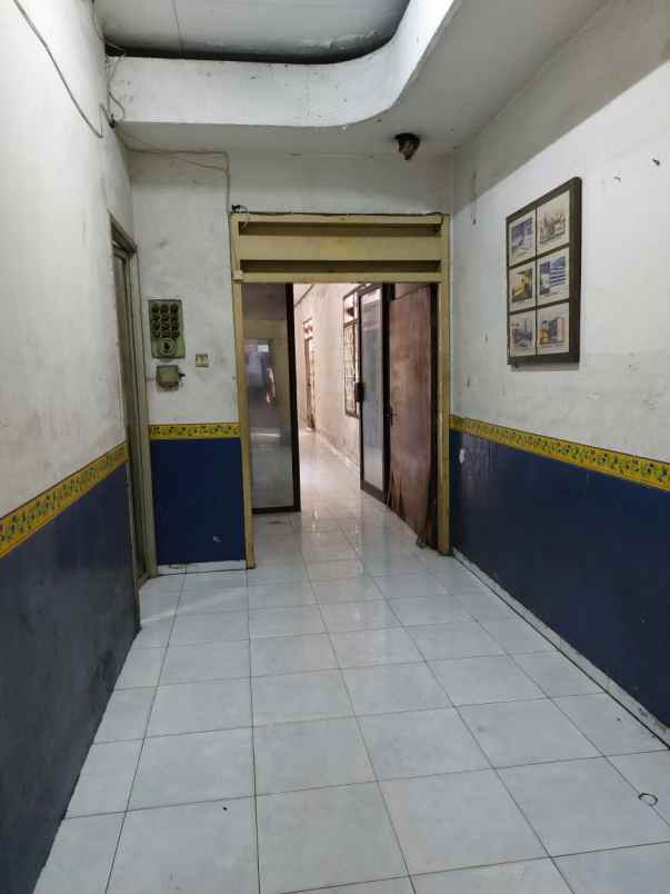 rumah usaha simo jawar nol jalan raya hitung tanah