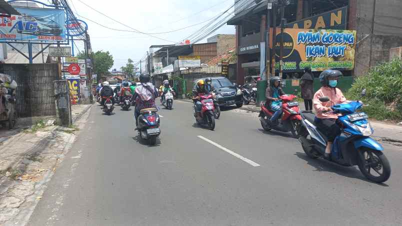 tanah gunung batu