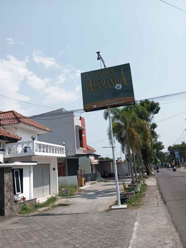 tanah hook siap bangun dekat uty jombor dan rsa ugm