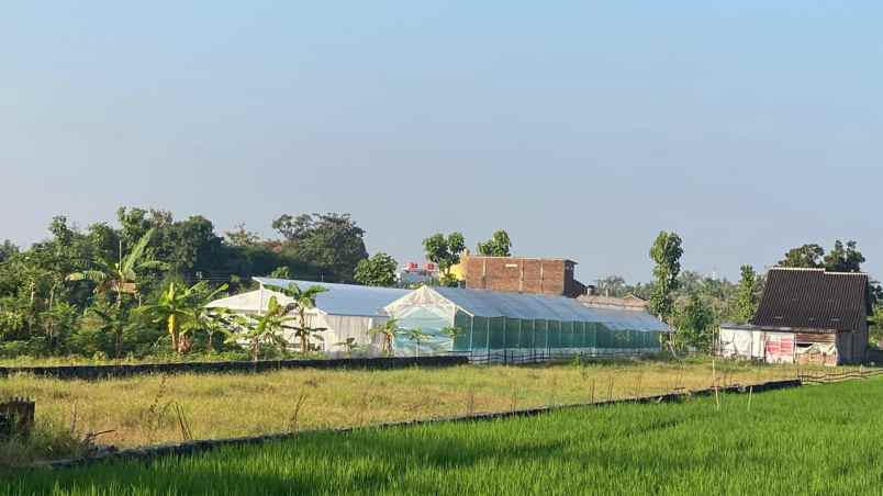 tanah strategis di waru gentan