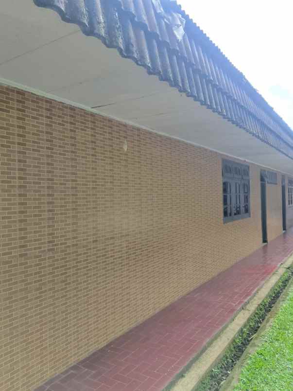 villa puncak dijual dekat istana negara cipanas